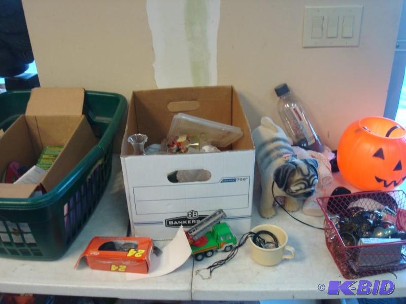 lot 136 image: Lot Of Items Pictured...