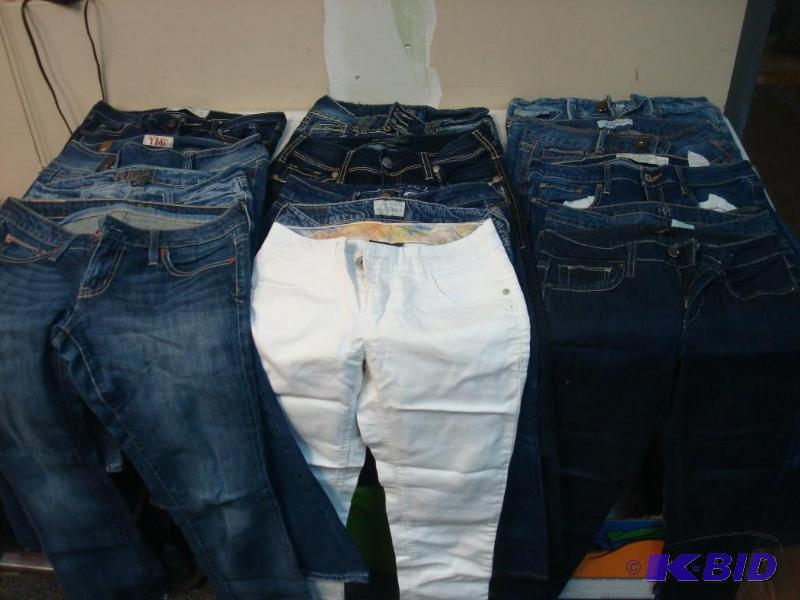 lot 167 image: Large Lot Of Jeans Many Top Name Brands, Diff...