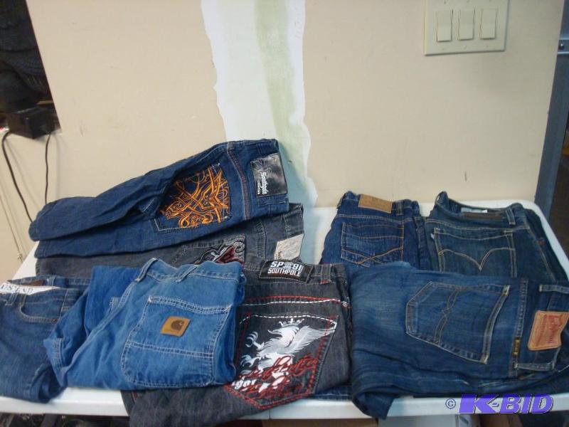 lot 173 image: Lot Of Jeans Many Top Name Brands,&nbspDiffe...