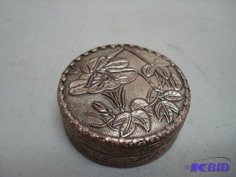 lot 51 image: Small Metal Grasshopper Trinket Box Mirror In...