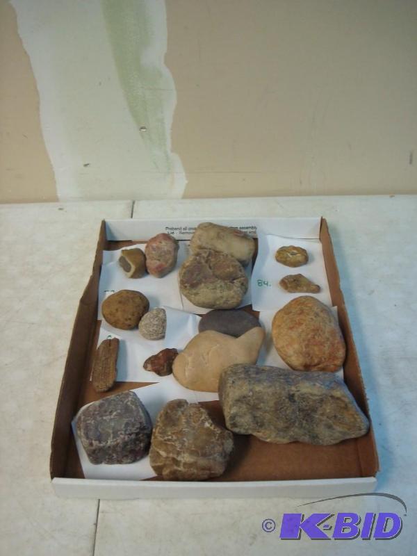 lot 74 image: Lot Of Rocks Agates And Minerals ...