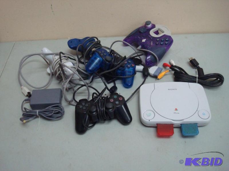 lot 78 image: Video Game Console Item Lot Untested...