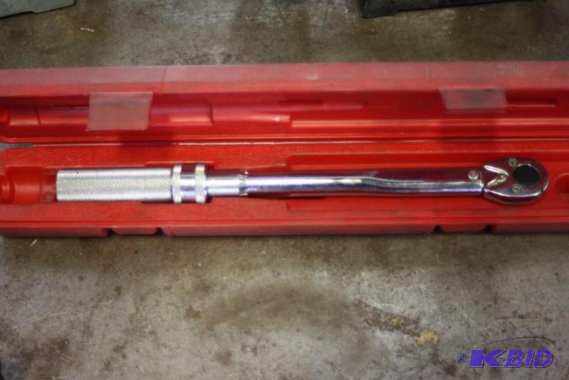 lot 146 image: Mac Brand Torque Wrench