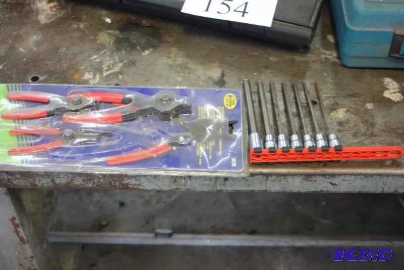 lot 154 image: (2) Including Cutter Tools Ratchet Set wHolder.