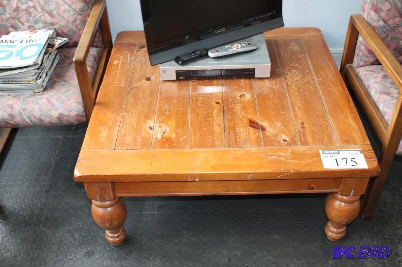 lot 175 image: Small Wooden Table 38x38x17