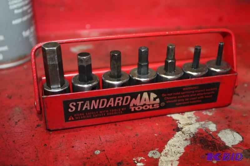 lot 183 image: Matco Brand 38 Drive Hex Set 18 to 38 wCase.