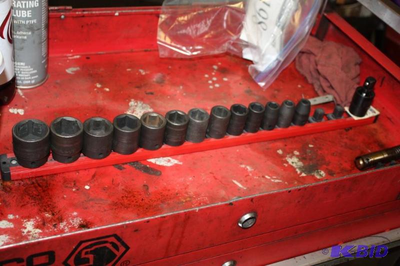 lot 198 image: Miscellaneous SAE Socket Set 38 to 114 on Clip Rack.