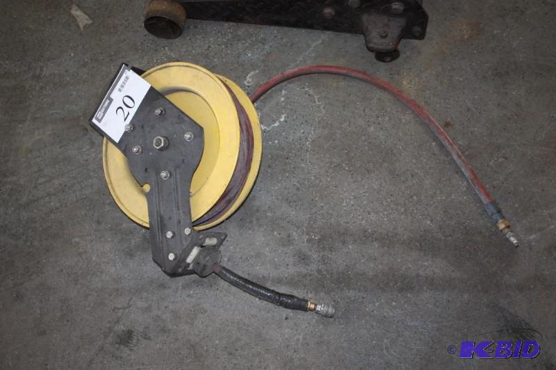 lot 20 image: Air Compressor Hose wWind-Up Wheel & Compressor Attachment.