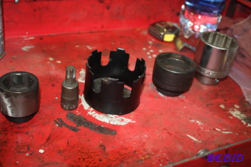 lot 213 image: 12 Drive Socket Set OTC-T60 Four Wheel Drive, 116, 34 Drive Foour Wheel Drive Socket And More