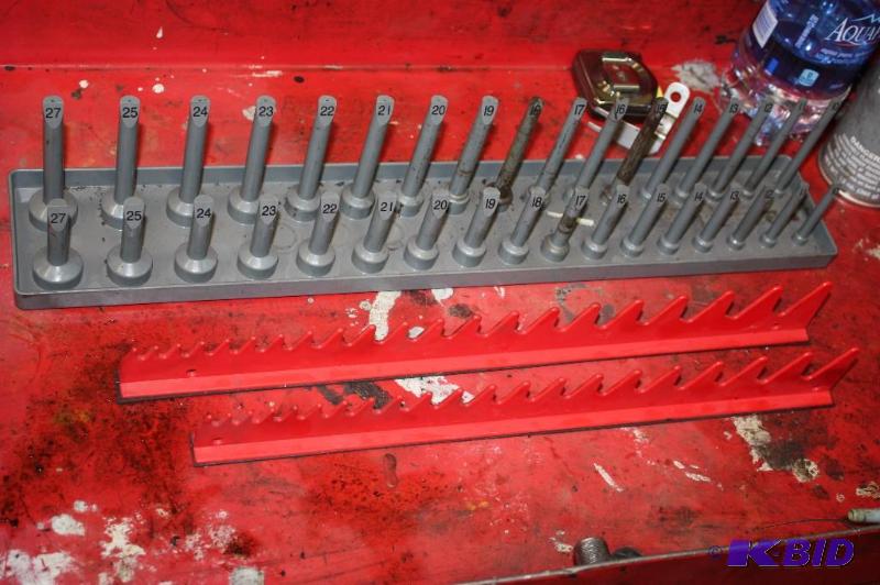 lot 226 image: Metric Wrench Peg Stand & Wrench Racks, app. 2 ct.