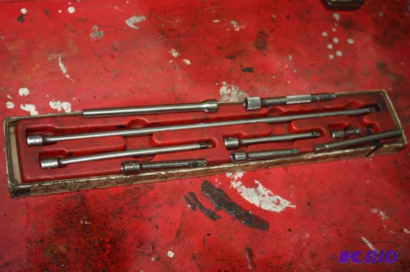lot 236 image: 14 Socket Extension Set Including 14 Mac 6 Mac 4 Snap-On 4 Knarled Man And More.