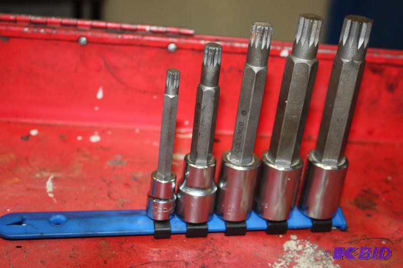lot 239 image: Matco 12 PT Torx Socket Set SQLM5ZR 8mm to 16mm 38 Drive.