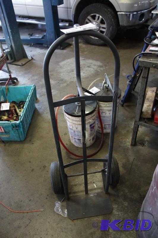 lot 505 image: Milwaukee Brand Two wheel Dolly