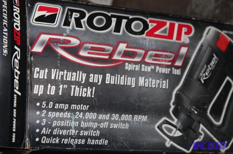 lot 73 image: Roto-Zip Rebel Spiral Saw Power Tool Cuts up to 1 Thick.