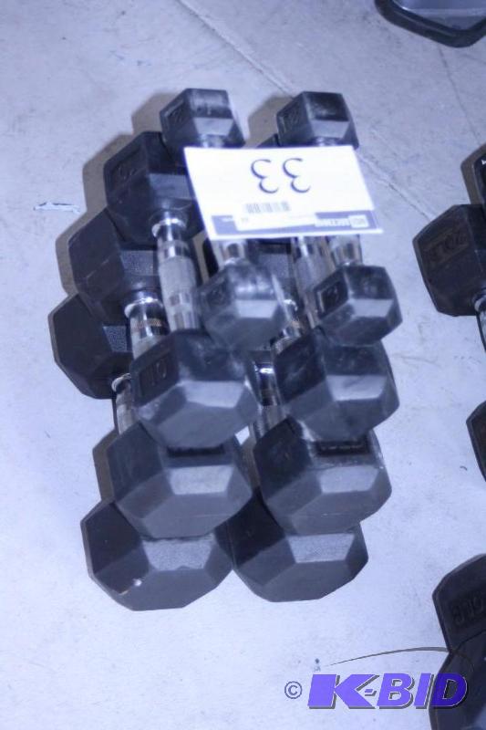lot 33 image: Dumbells