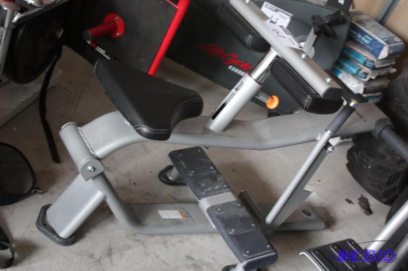 lot 61 image: Torque Fitness Calf Press