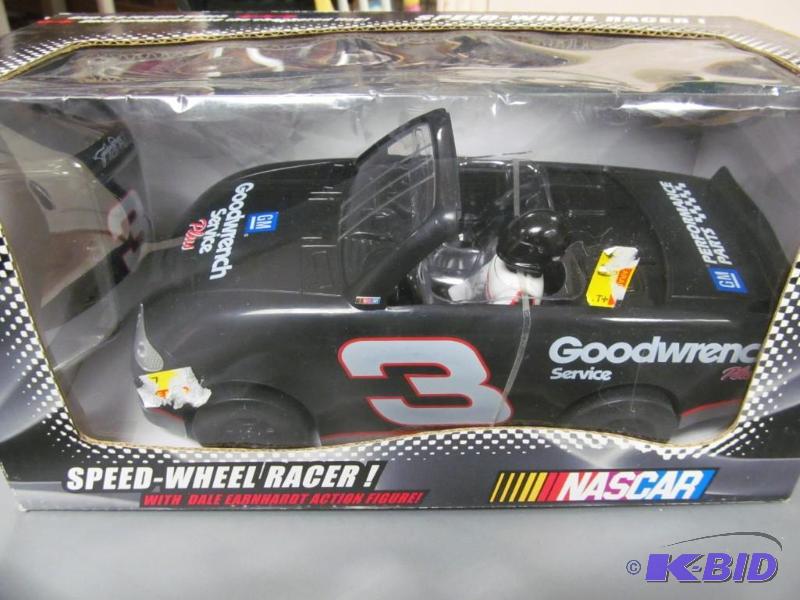 lot 1 image: 2004 Dale Earnhardt #3 GMGW Friction Car Toy NEW