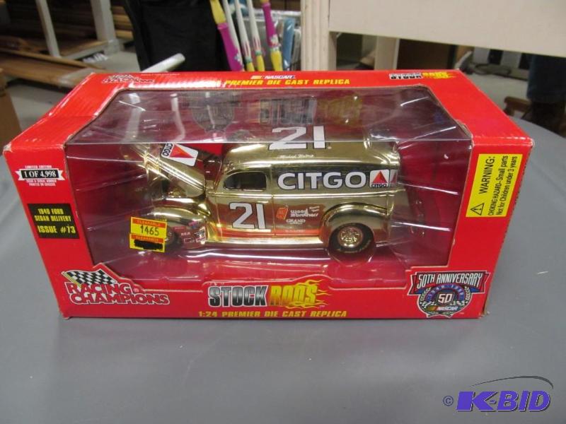 lot 35 image: 1998 Michael Waltrip #21 CITGO 1940 Delivery Stock Rods NASCAR 124 Die Cast by Racing Champions 1 of 4998