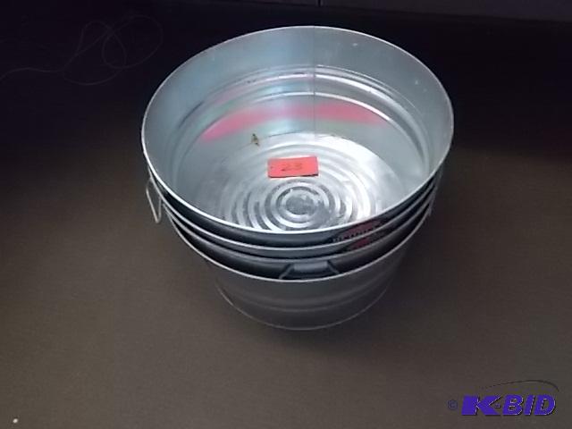lot 23 image: (4) Galvanized Tubs...