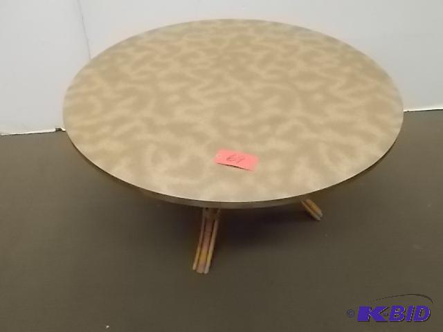 lot 69 image: 4 Table, 25 12" High...