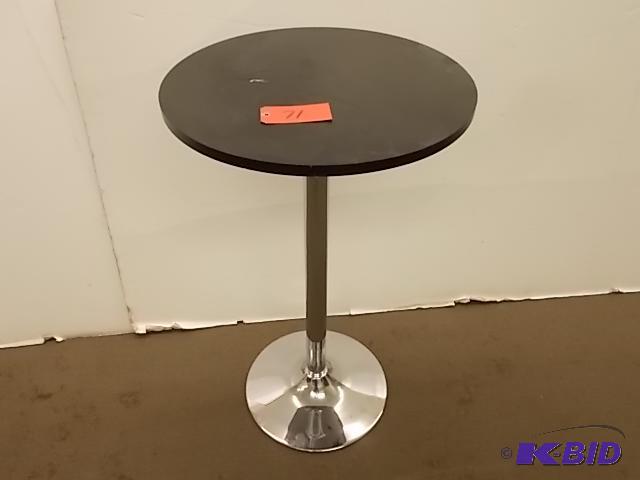 lot 71 image: 24" Pub Table...