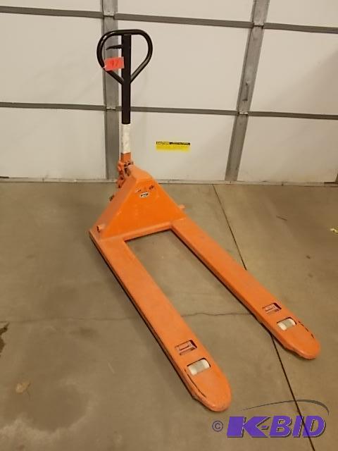 lot 97 image: Pallet Jack, Works...