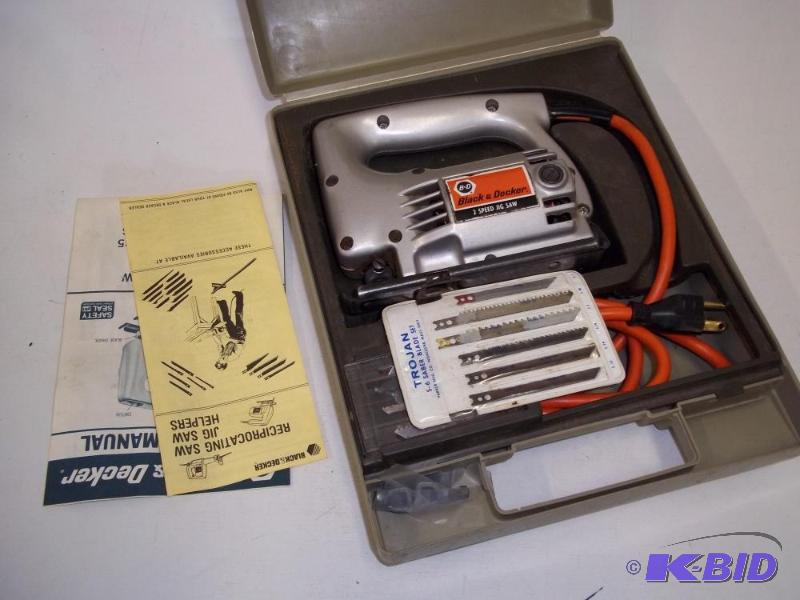 lot 100 image: Black & Decker Jigsaw 2 speed with case...