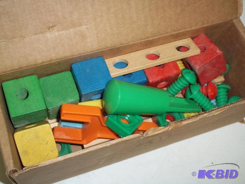 lot 117 image: Vintage Toys...