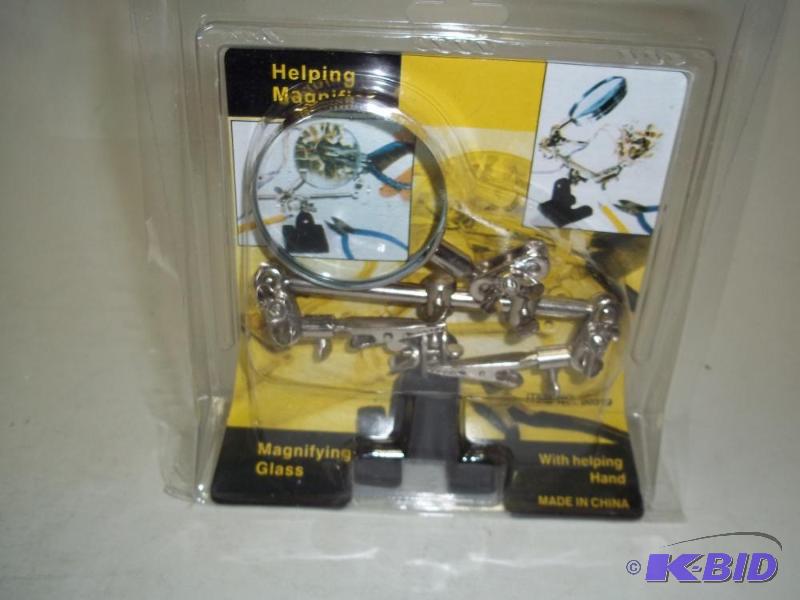 lot 122 image: NEW Helping Magnifier Magnifying glass...