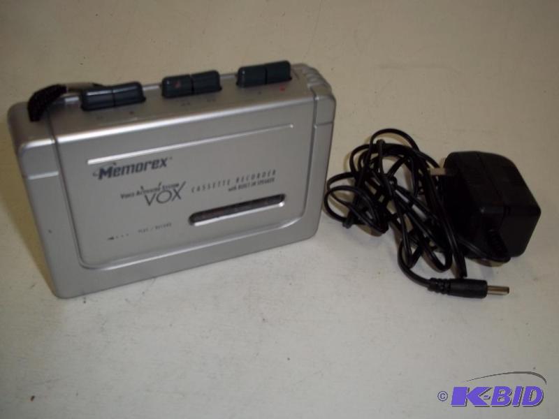 lot 204 image: &nbspMemorex Cassette Recorder...