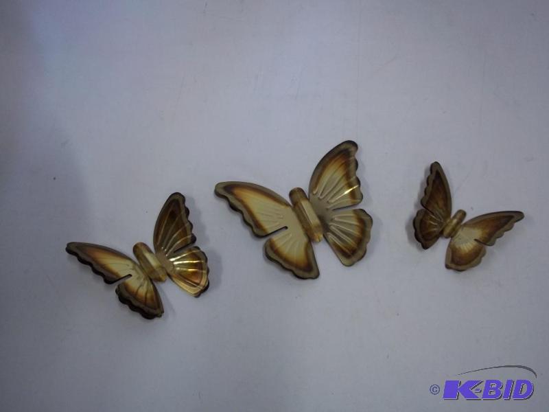 lot 215 image: Decor Butterflies...