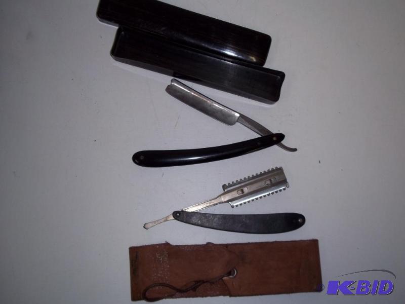 lot 224 image: Lot of 2 Razors...