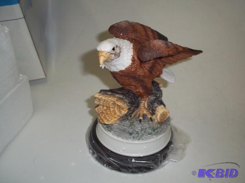 lot 234 image: NEW Eagle Statue...