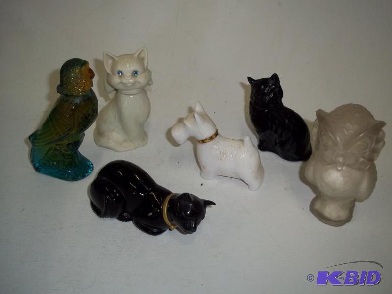 lot 65 image: Vintage Avon Bottles...
