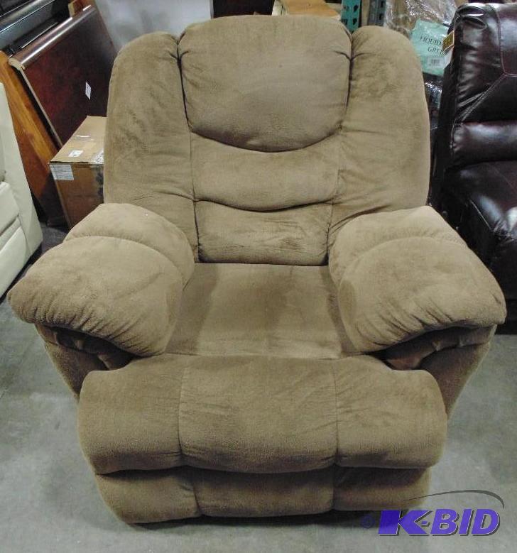 New Ashley Signature Plush Recliner - MSRP&nb...