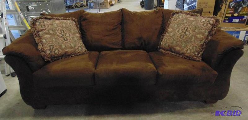 New Ashley Signature MicroFiber&nbspSofa wit...