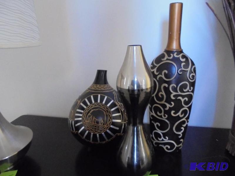 Lot of (3) decorative home decor vases. &nbsp...