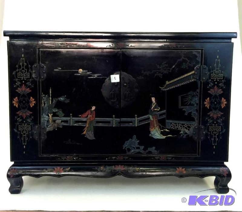 lot 1 image: Vintage Black Lacquer Chest