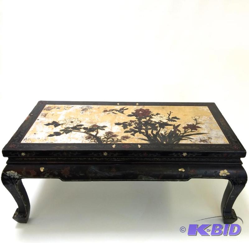 lot 2 image: Gilt Top Coffee Table