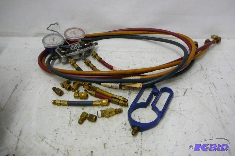 AC Gauges &amp Can Tap &amp Addapters...
