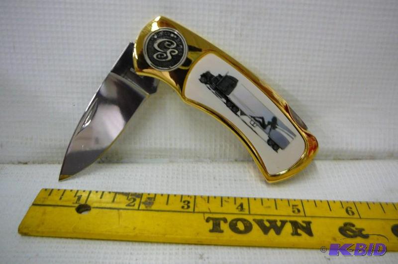 Collector Series Knife Hitchiker with tin box...