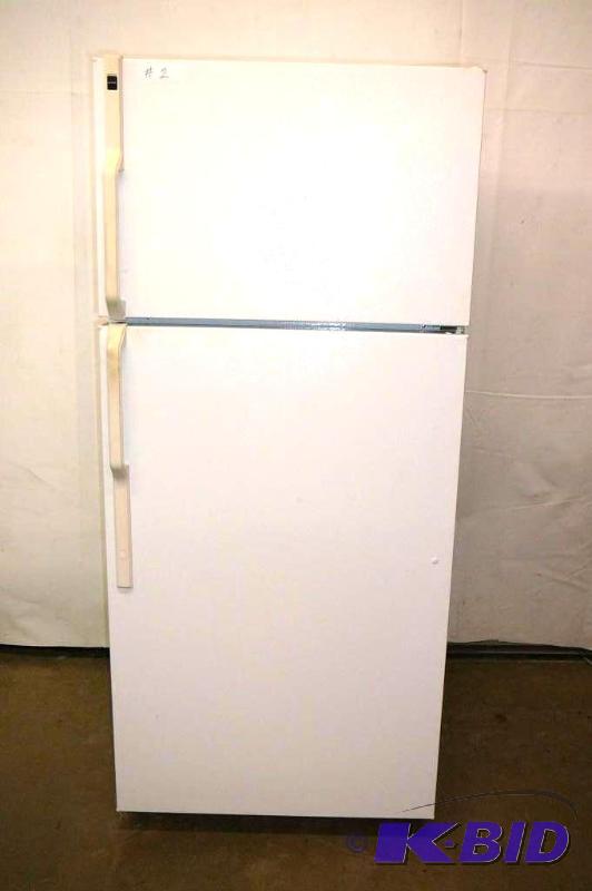 Hot Point Refrigerator  Freezer 28w x 28d x ...
