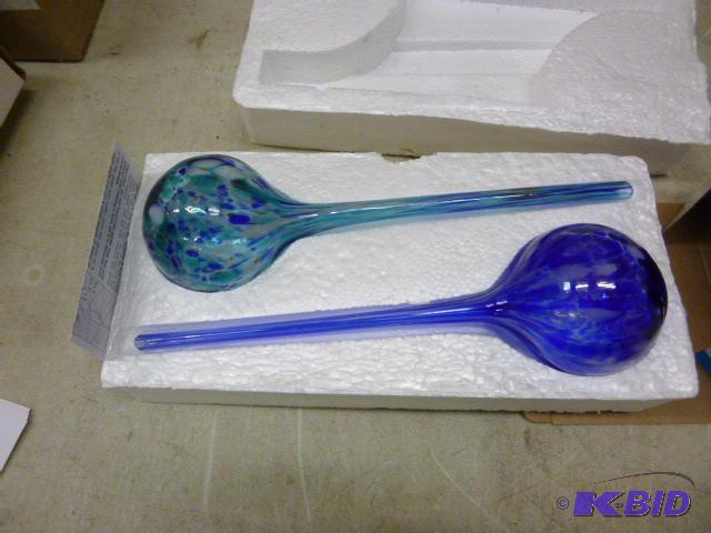 lot 105 image: Two Aqua Globes Watering for your plants....