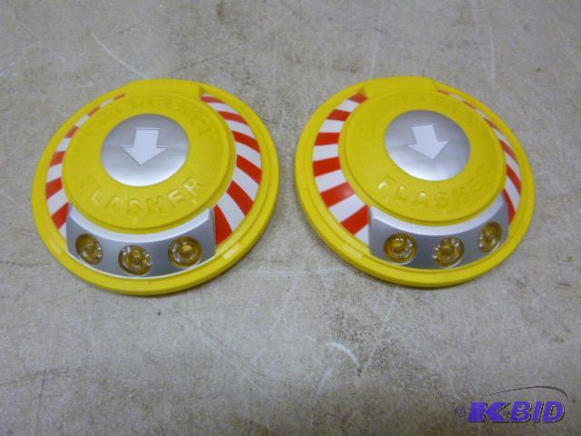 lot 116 image: Two Emergency Flashers...