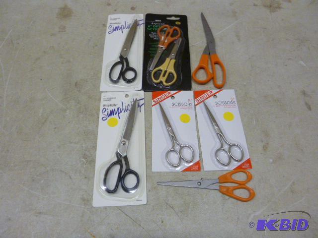 lot 128 image: Miscellaneous Scissors...
