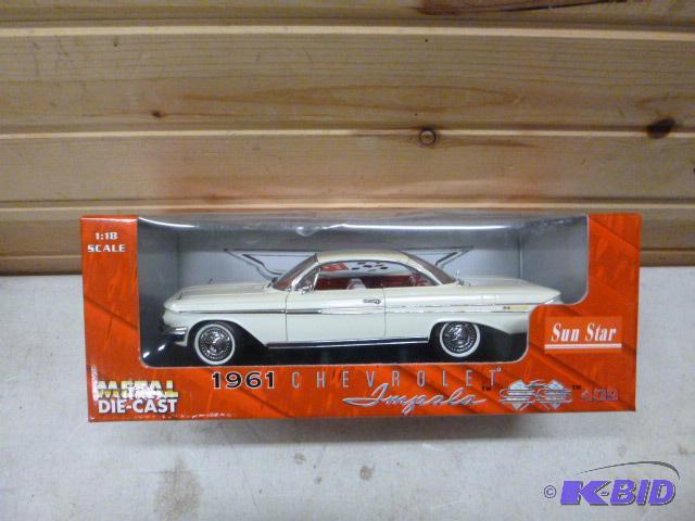 lot 15 image: 1961 Chevrolet Impala SS 409 Sun Star metal d...