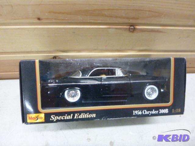 lot 30 image: 1956 Chrysler 300B Maisto metal die cast car,...