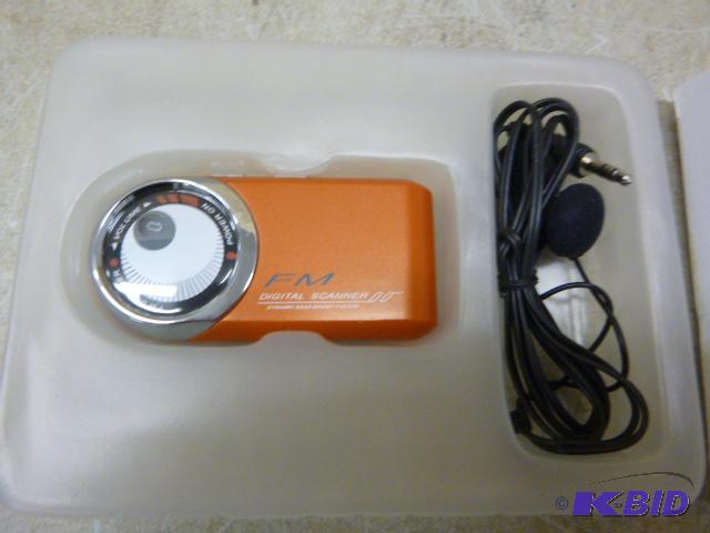 lot 85 image: FM Digital Scanner with Ear Buds...