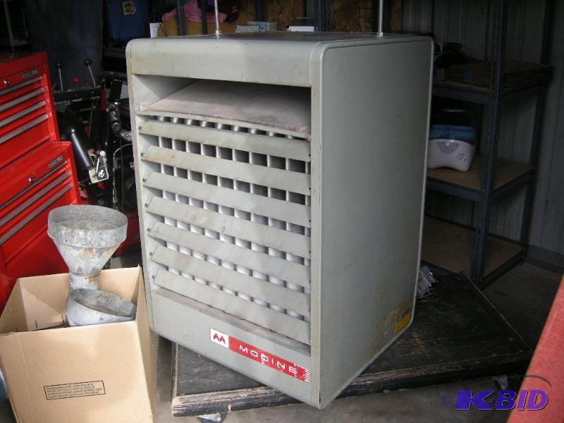lot 1 image: Modine IndustrialCommercial furnace