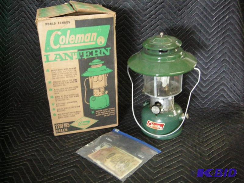 lot 15 image: Coleman Lantern